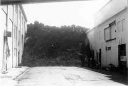 1973 volcanic lava flow stopped at end of street by pouring sea water. Photo: Wikipedia/Wirth