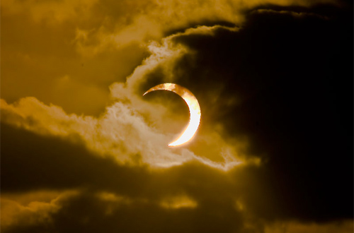 Solar Eclipse over Gough Island, South Atlantic in 2009. Photo: Chantal Stey/Foter/CC BY_NC_ND