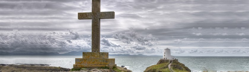 Ynys Llanddwyn Lighthouse, Newborough, Wales, England Photo: Alex Brown/Flickr