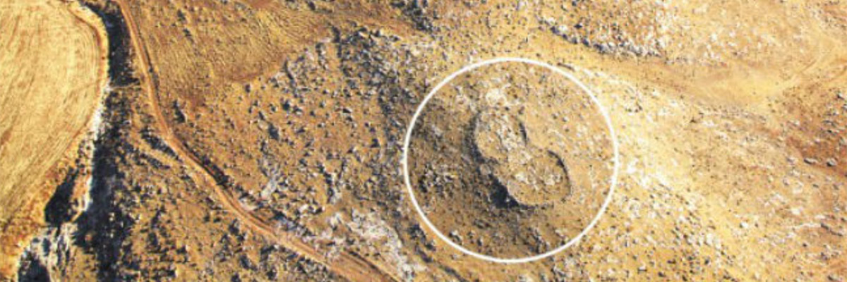 A photo of a Gilgal site revealing its distinctive sandal shape. Photo: Society for the Protection of Nature in Israel