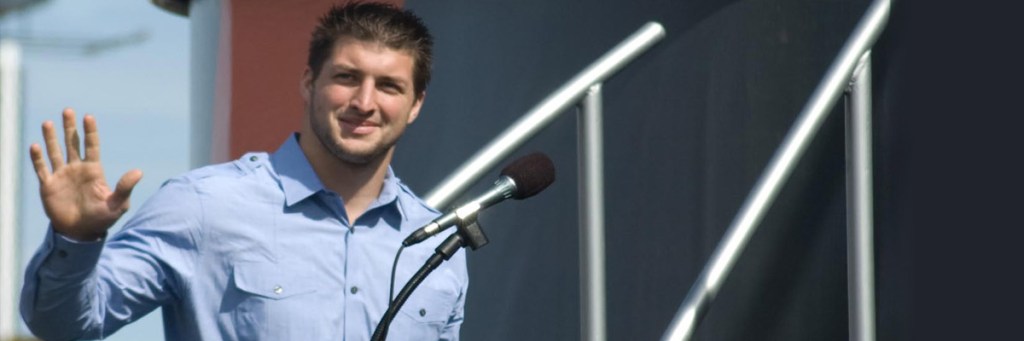 Does Tim Tebow ‘expect’ to heal the&nbsp;sick?