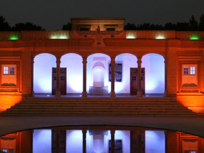 Entonces, ¿quién es&nbsp;Zoroastro?