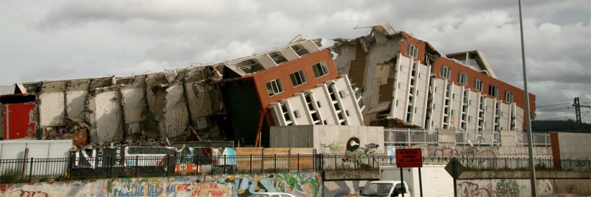 Some of the damage from the massive 8.8 magnitude earthquake that hit off the coast of Chile on February 27, 2010. Credit: Claudio Saavedra/Flickr/Creative Commons