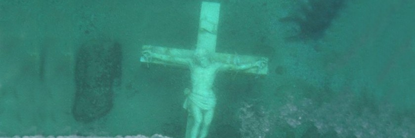 Statue of Christ at the bottom of Lake Michigan Credit: petoskeyarea.com