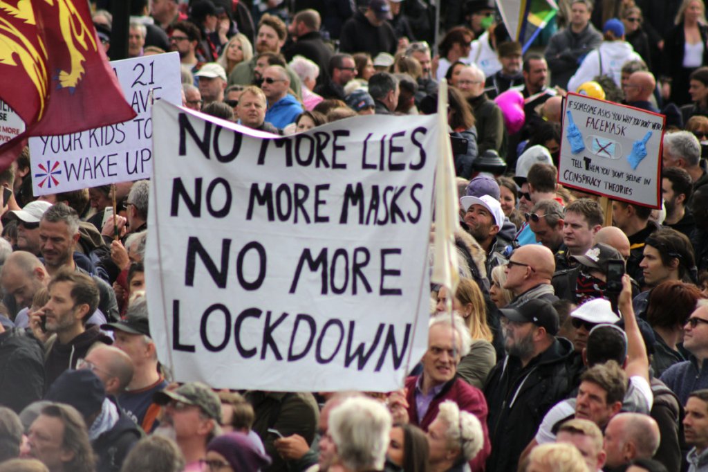 500 academics say British COVID risk&nbsp;exaggerated?