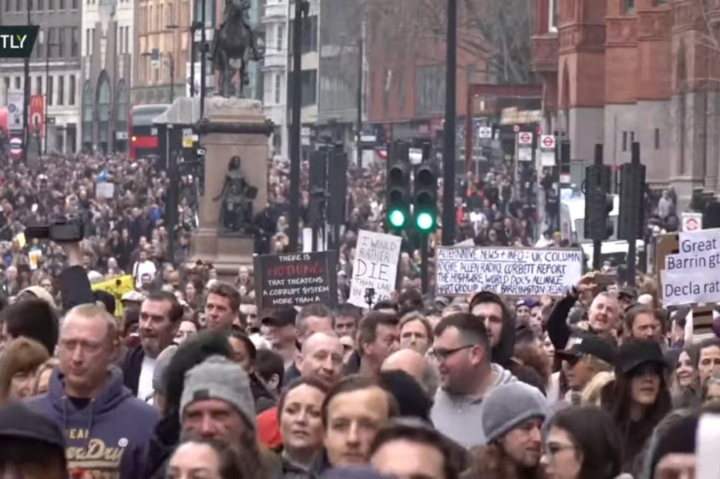 Thousands of Brits march in anti-lockdown&nbsp;protests