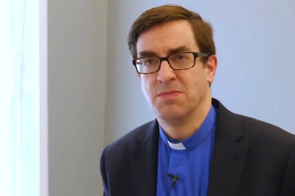 UK school reports its Chaplin to anti-terrorist&nbsp;authority