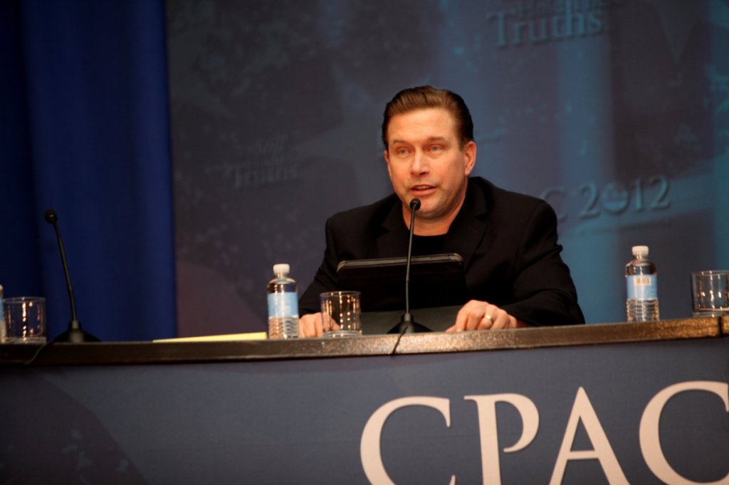 Did a personal prophecy play a role in actor Stephen Baldwin becoming a&nbsp;Christian?