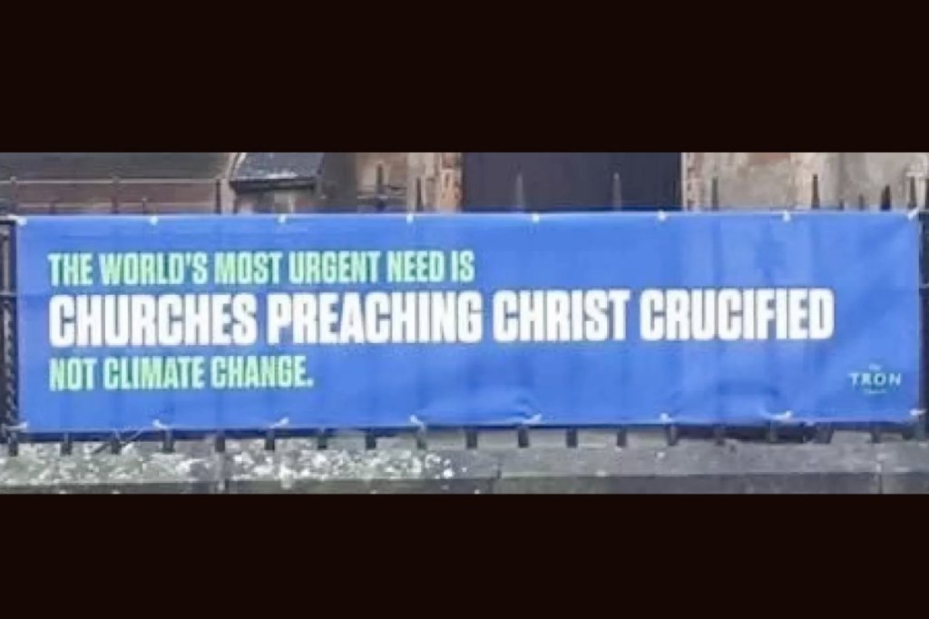 Eco vandals destroy church banner at Glasgow Climate Change&nbsp;summit