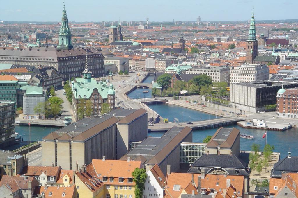 Major Danish newspaper apologizes for not questioning government COVID&nbsp;data