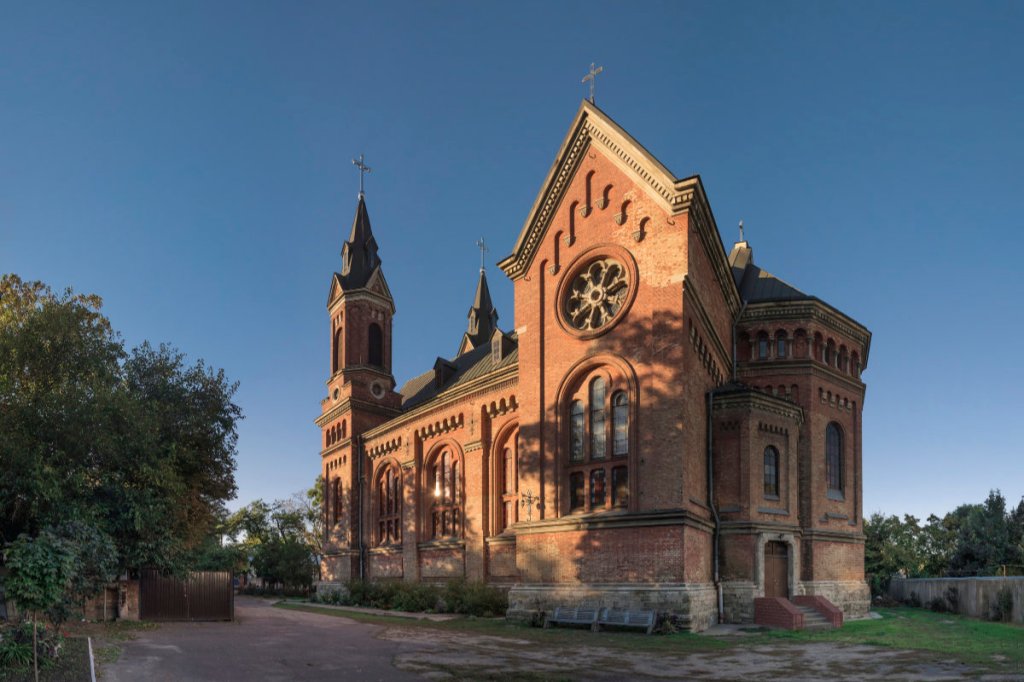 Is organized religion dead? Are Christians&nbsp;history?