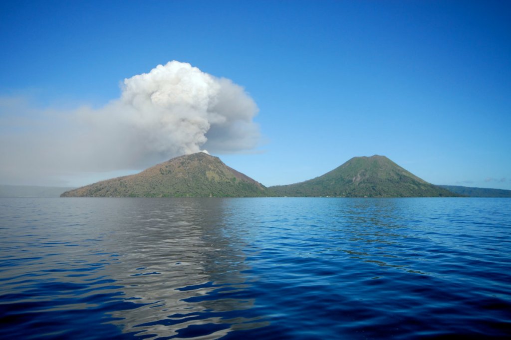 Massive 7.6 earthquake hits Papua New&nbsp;Guinea