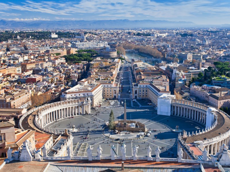 Doctrina católica romana: orar a los&nbsp;santos