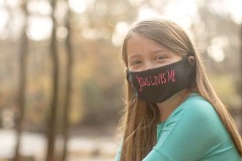 Third-grader wins battle with her school over ‘Jesus Loves Me’&nbsp;facemask