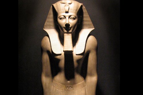 Una estatua de Thutmose III