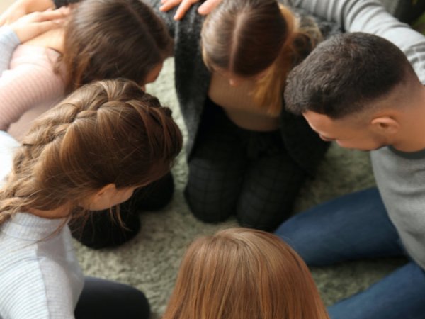 Lo que significa orar&nbsp;proféticamente