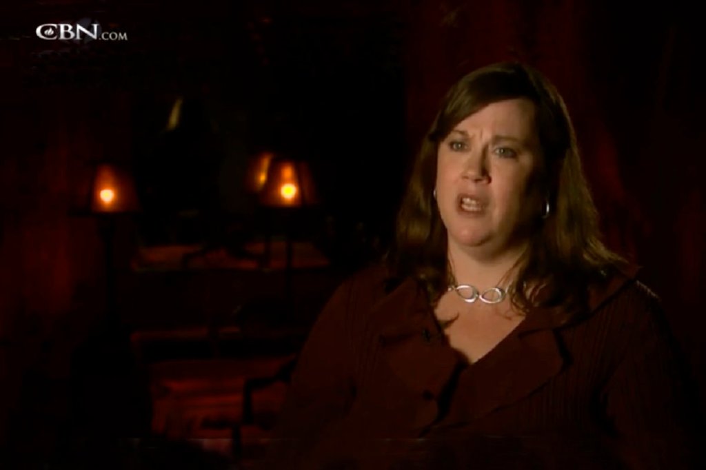 Husband’s Prayers Answered When ‘Ghost Hunter’ Wife Calls on Jesus’&nbsp;Name