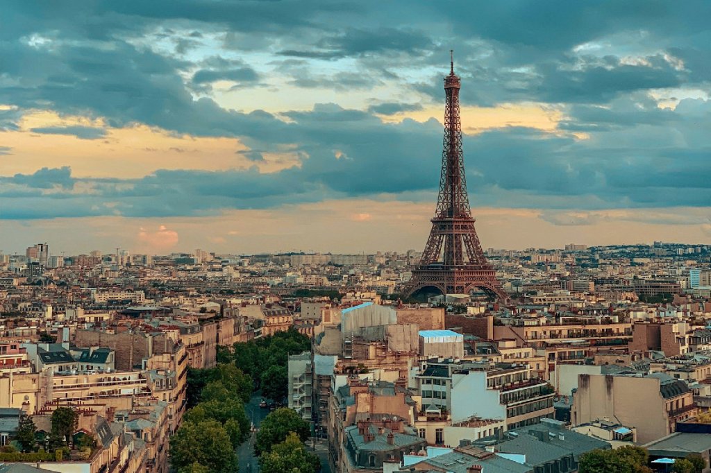 A Religious Revival in France: What is&nbsp;happening?