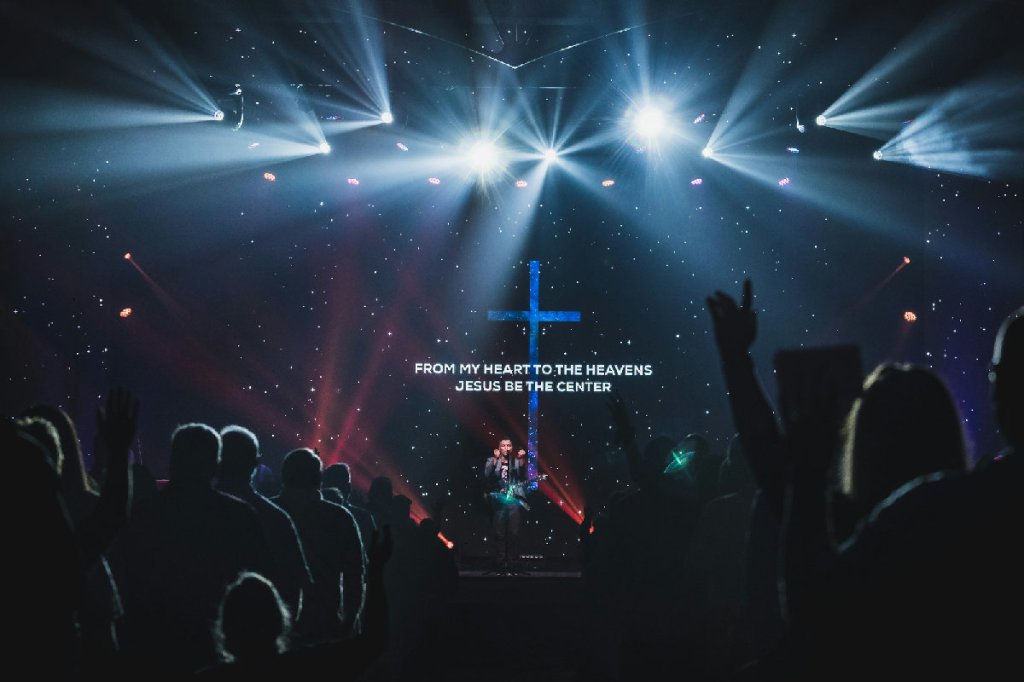 Beyond the Comfort Zone: Public Worship Should Stretch the&nbsp;Worshiper