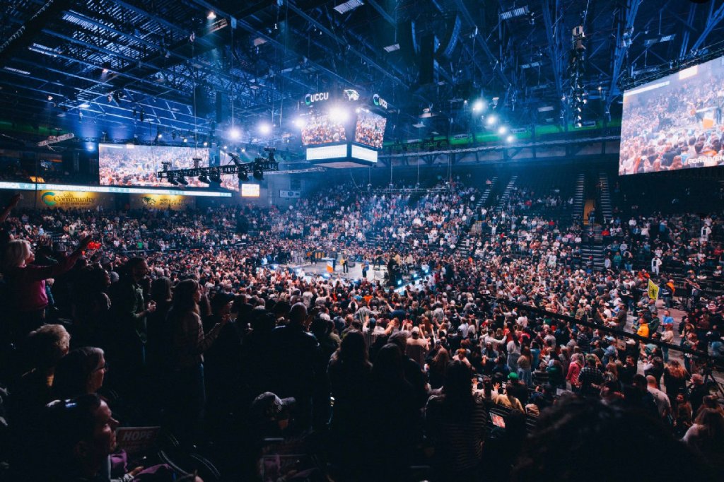 In the Midst of Chaos, the Holy Spirit Moves on University&nbsp;Campuses