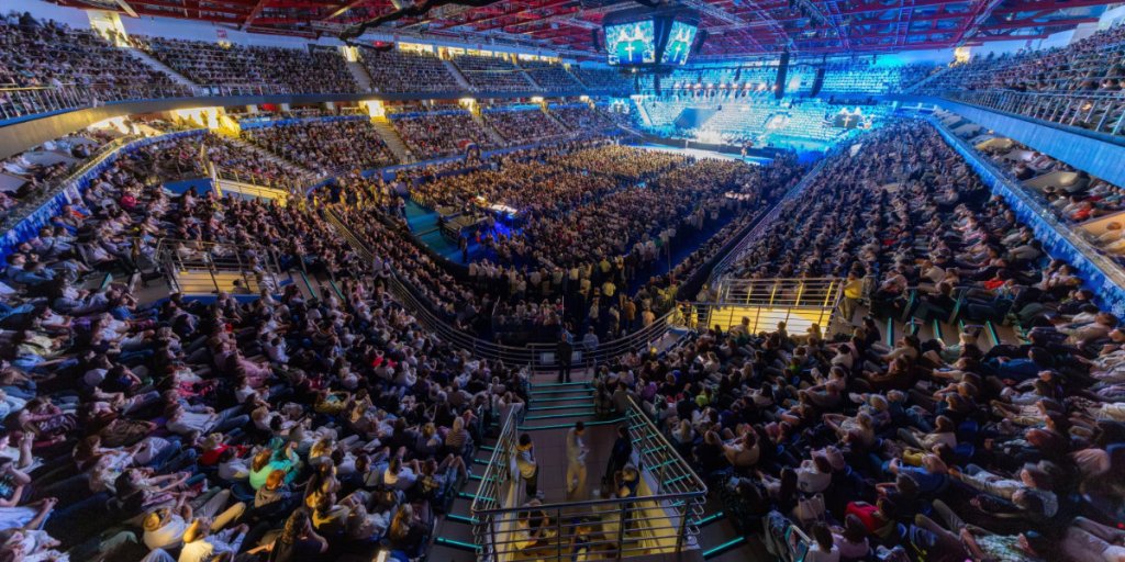 As War Rages in Neighboring Russia and Ukraine, Hundreds Respond to the Gospel in Belarus